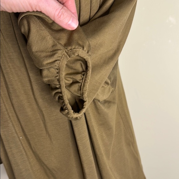 Garnet Hill Tan Tencel Relaxed Pleated Top small - Picture 3 of 9